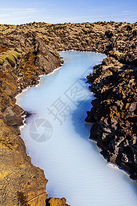 冰岛的岩礁和火山盆地图片