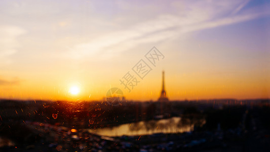 从法国巴黎和埃菲尔铁塔的焦点视线外图片