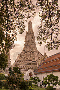 白马王朗泰国曼谷市吞武里王朗的郑王庙背景