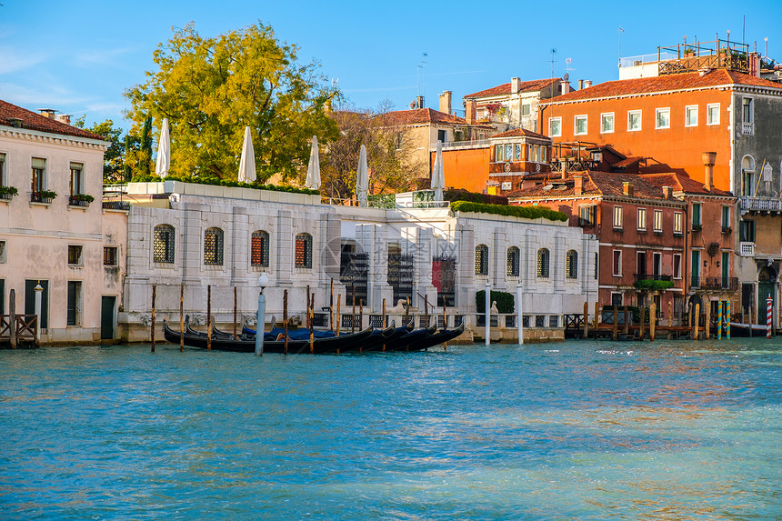 威尼斯大运河的古建筑传统图片