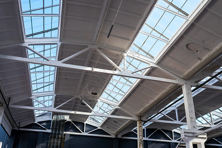生产中的屋顶玻璃可以穿透阳光图片