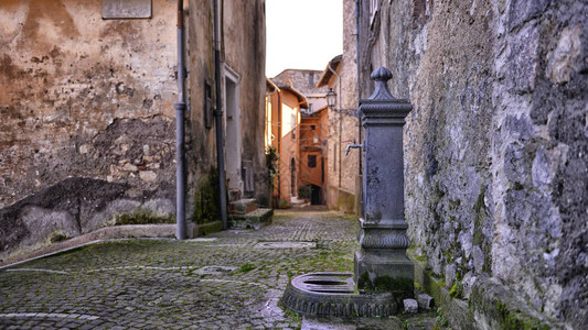 意大利宁静和老旧街道图片