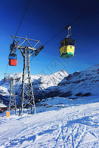 瑞士曼利钦瑞士阿尔卑斯山冬季运动胜地的有高清图片