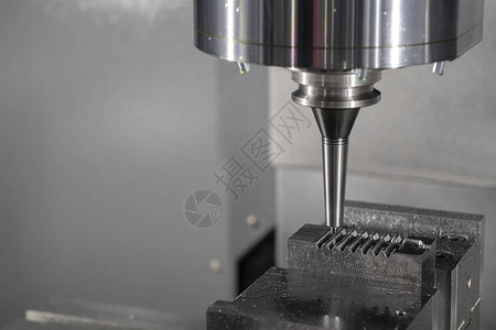 CNC碾磨机用固态球末期工具切除注射模具图片