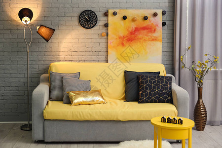 现代室内配有舒适的沙发背景图片