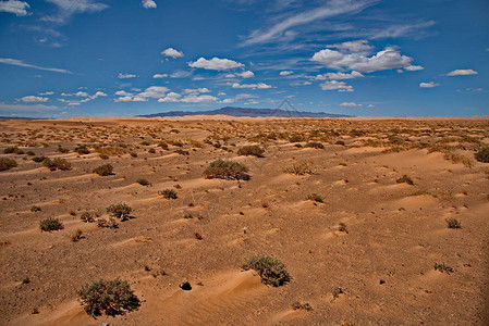 蒙古著名的HongorynEls沙丘位于戈壁沙漠东北图片