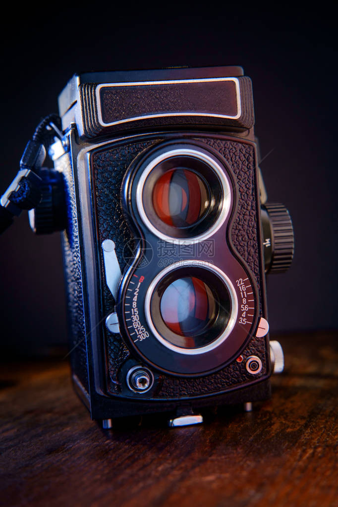 古董双镜头反射中式摄像头带有图片
