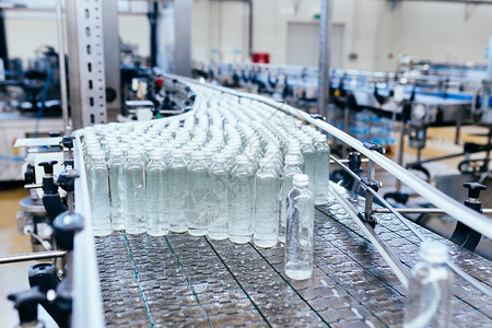 瓶装厂瓶装水处理图片