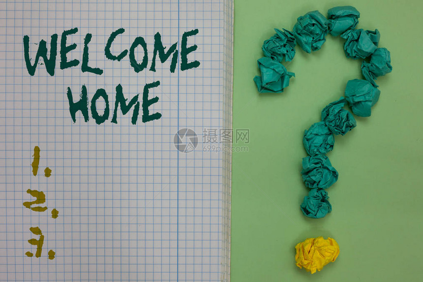 显示欢迎回家的文字符号概念照片表达问候新业主住所门垫进入笔记本纸皱形成图片