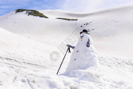 日本富山田的慕罗多Murodo滑雪人图片