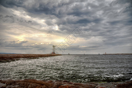 Swinemuende码头上的灯塔地标波兰图片