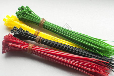 塑料尼龙有线带不同颜色的塑料尼龙电缆与自锁牙齿图片
