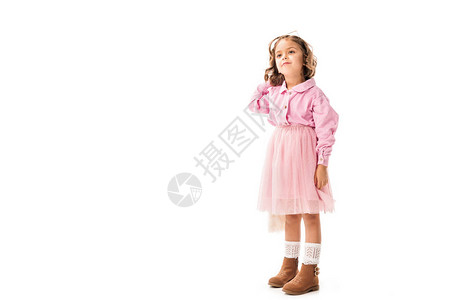 穿着粉红衣服的可爱小可爱小孩图片