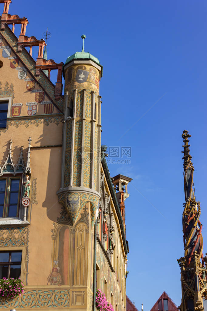 德国南部历史悠久的乌尔姆市政厅图片