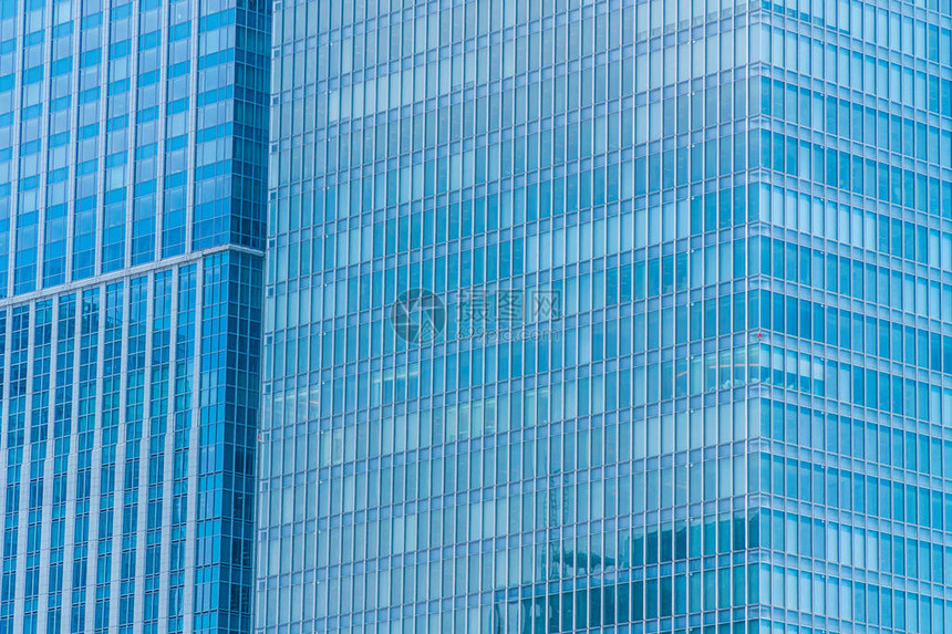 在摩天大楼市内装有玻璃窗型的漂亮建筑商办公大图片