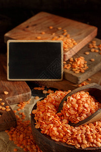 红扁豆在碗里一图片