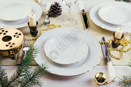 圣诞餐桌餐桌布置节日装饰新年图片