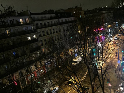 夜晚的巴黎城市景观图片