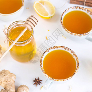 提高免疫力和治疗的产品中的姜黄茶图片