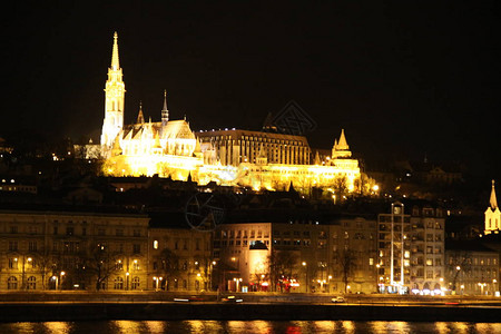 布达佩斯夜游图片