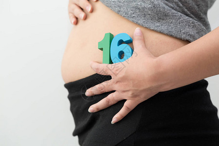 怀孕十六周图片