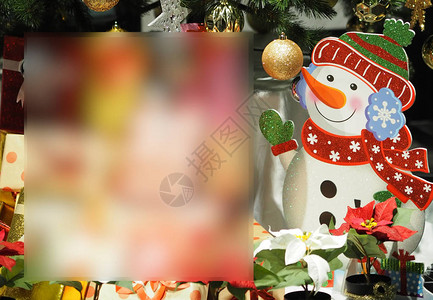 写卡空间圣诞饰品装饰礼盒彩球雪球铃铛胡桃夹背景图片
