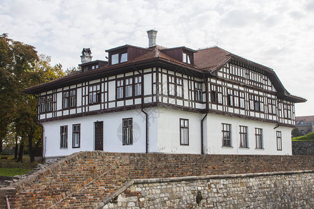 在贝尔格莱德堡垒领土上的美丽历史建筑塞尔维亚图片