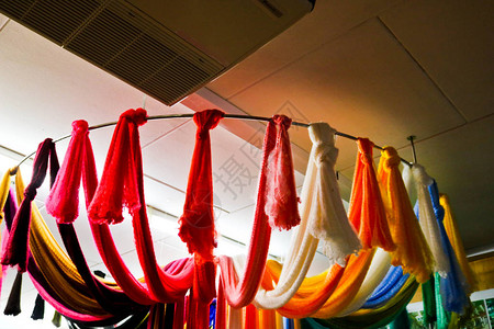 彩色人造腈纶织物纤维纤维生产品演示的五彩色图片