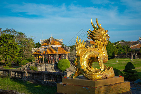 越南怀尔王朝皇宫图片
