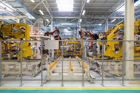 汽车装配的现代技术汽车工业厂车间生产和组装机器焊接汽图片