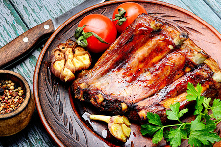 烧烤中美国风格的猪肉肋图片