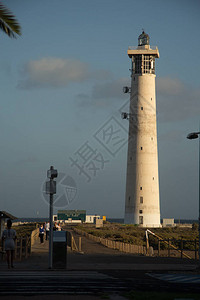 地中海的灯塔背景图片