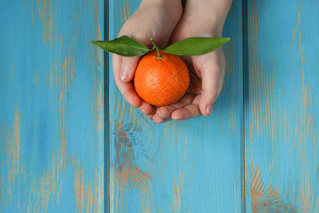 橘子新鲜多汁柑橘水图片