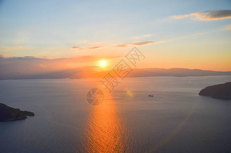 希腊克里特岛的日落全景图片
