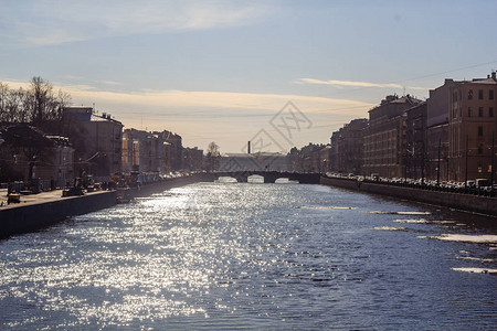 圣彼得堡的丰坦卡河阳高清图片