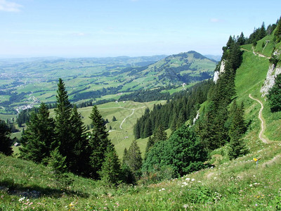 Schwende和Brulisau村的全景图片