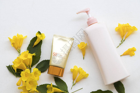天然化妆品皮肤面部防晒霜spf50保健美容保护和生活方式女身体乳液图片