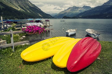 在瑞士圣莫里茨附近的西尔斯湖用图片