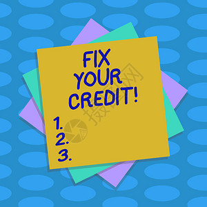 白金卡文字书写文本修复您的信用保持信用卡余额低和其他信用的商业概念多层空白纸彩色纸背景
