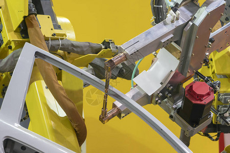 机械臂点焊车门零件工业40概念中的高科技汽车图片