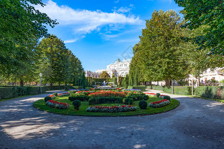 维也纳美丽的公园在奥地利维图片
