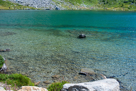 阿尔皮湖瓦尔迪尼瓦莱德奥斯塔意大利高山图片