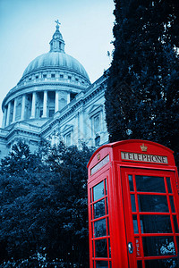 伦敦的红线电话亭和图片