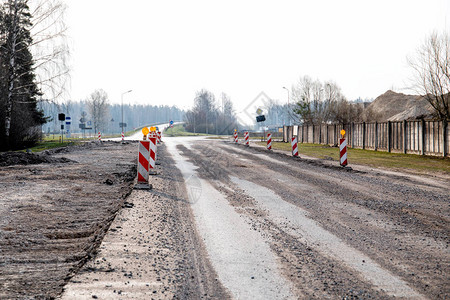 城市的公路建设建筑工地挖图片