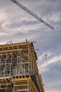 用起重机建造高层建筑使用模板的建筑施工建筑起重机和图片