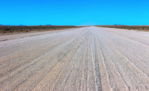 穿越纳米布沙漠的地面道路非洲图片