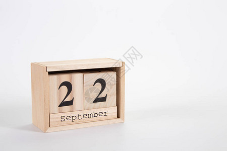 9月22日的Wooden日历白背图片