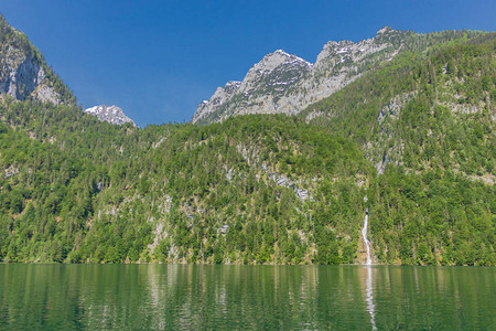 拉姆绍壁纸沿着贝希特斯加登阿尔卑斯山丘进行美背景