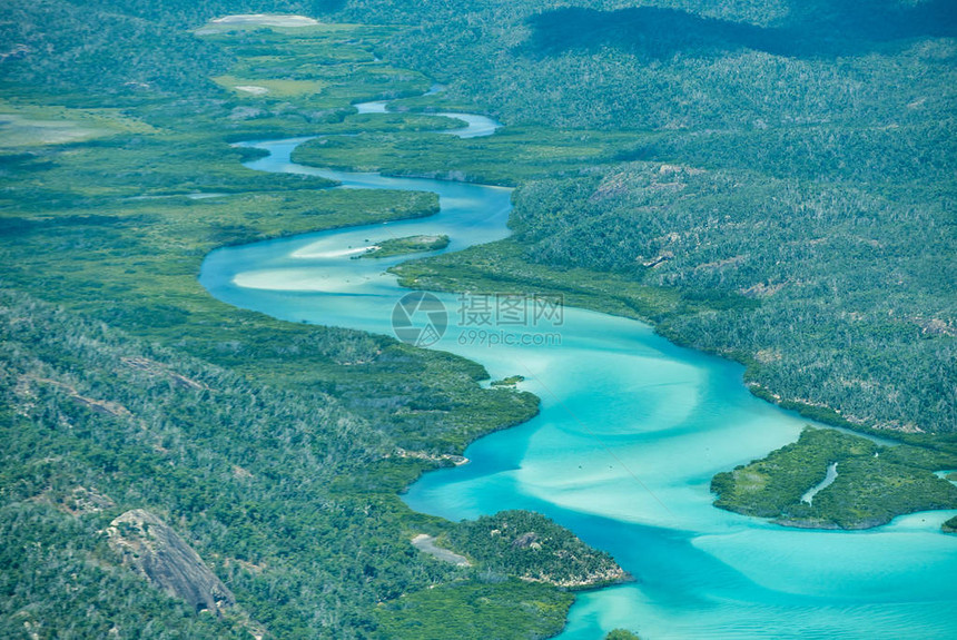 澳大利亚Whitsunday群岛美丽的白港海图片