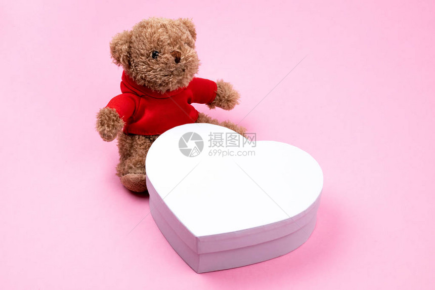 泰迪熊白盒心形情人节礼物圣诞节图片